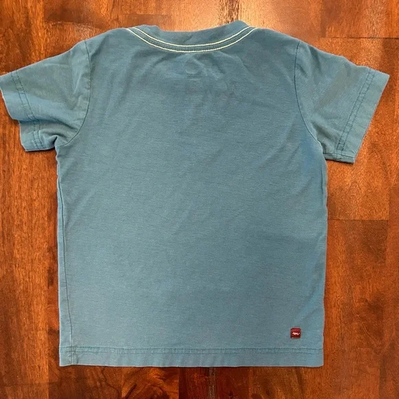 Tea Collection Blue Elephant Short Sleeve Tee, Size 4 - Picture 3 of 5
